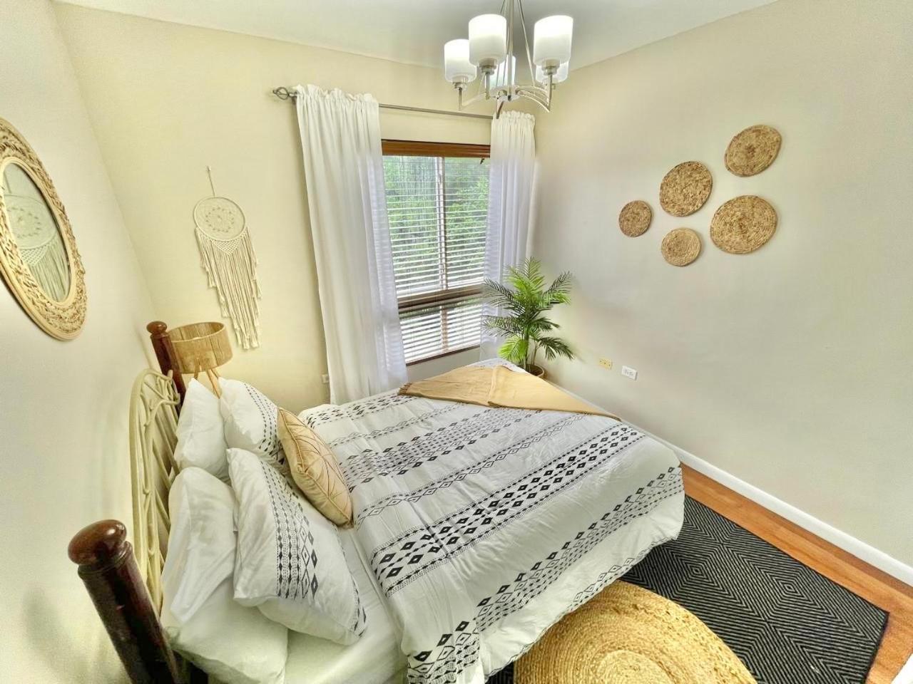 Modern 3 Bedroom Condo In Private Community #8 Petit Valley Bagian luar foto