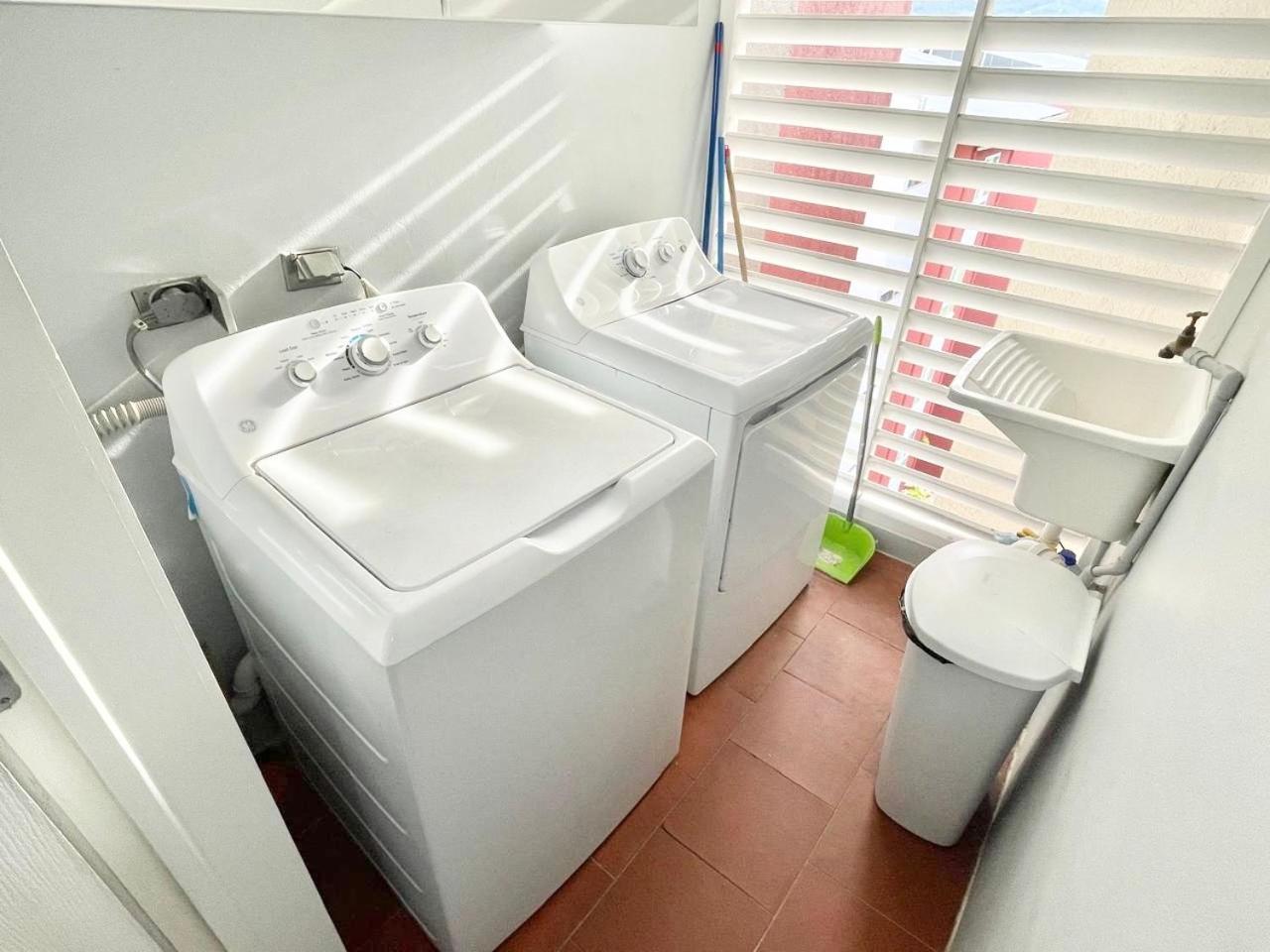 Modern 3 Bedroom Condo In Private Community #8 Petit Valley Bagian luar foto