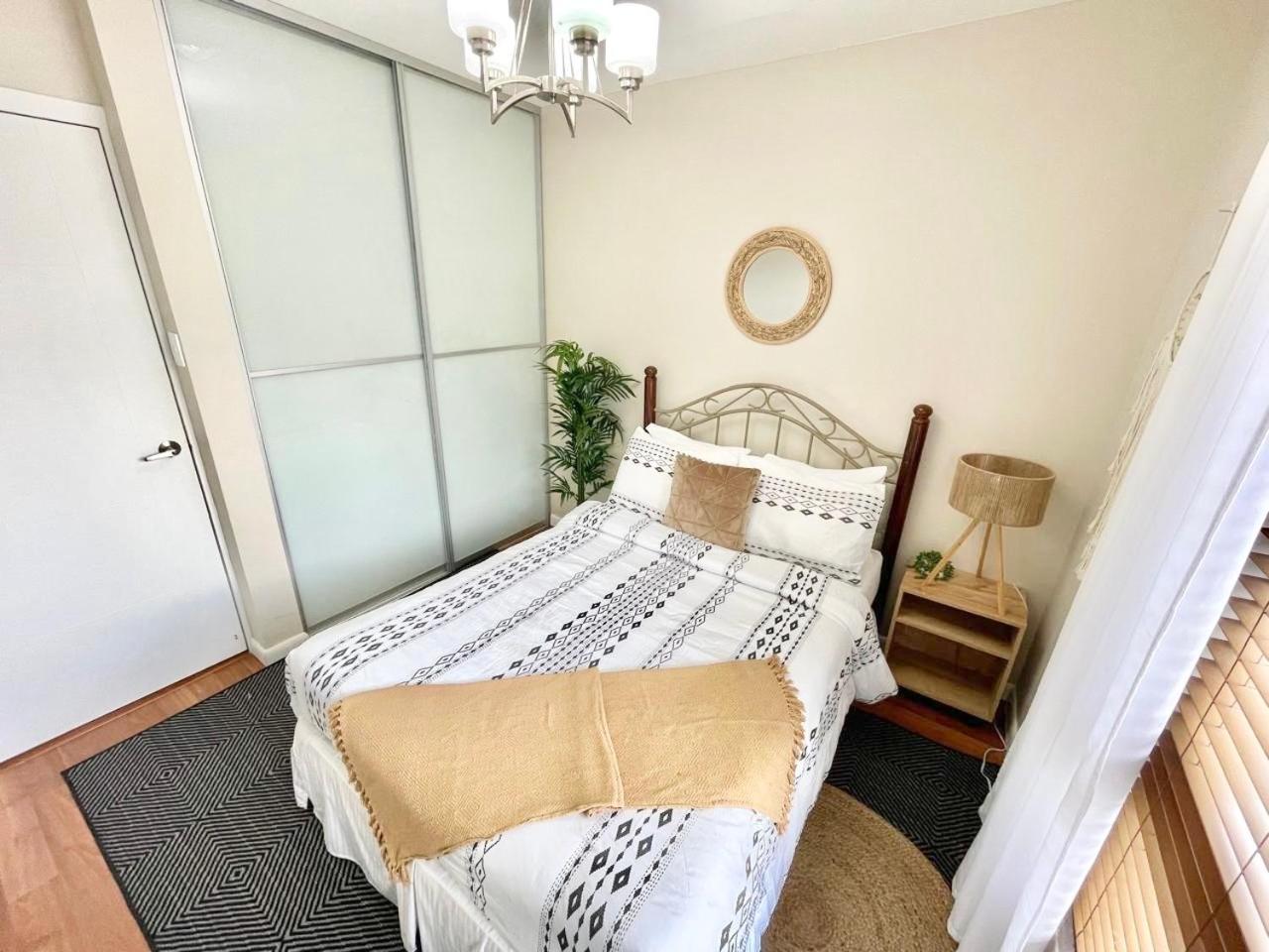 Modern 3 Bedroom Condo In Private Community #8 Petit Valley Bagian luar foto