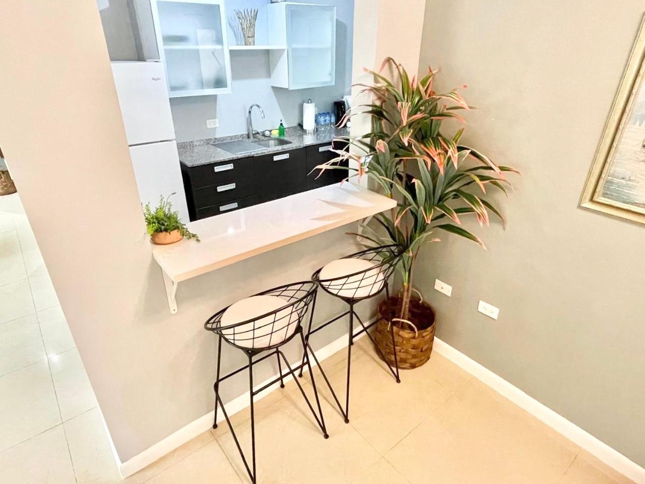 Modern 3 Bedroom Condo In Private Community #8 Petit Valley Bagian luar foto